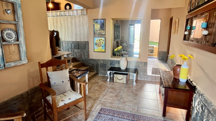 3 Bedroom Property for Sale in Avonddans Western Cape